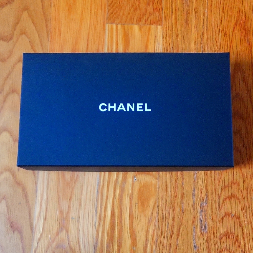 Chanel Box